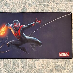 Marvel Spiderman deskpad